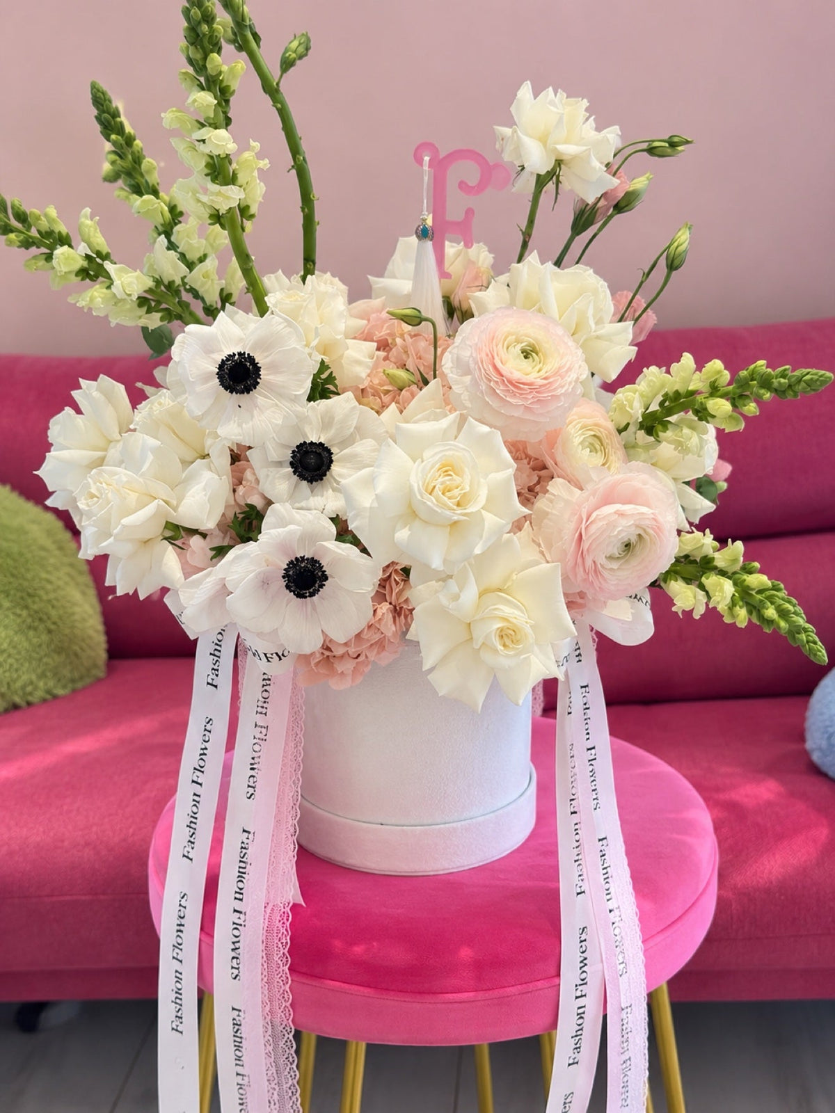Ivory Dream: roses, anemones, ranunculus, snapdragons, hydrangeas in a flower box arrangement