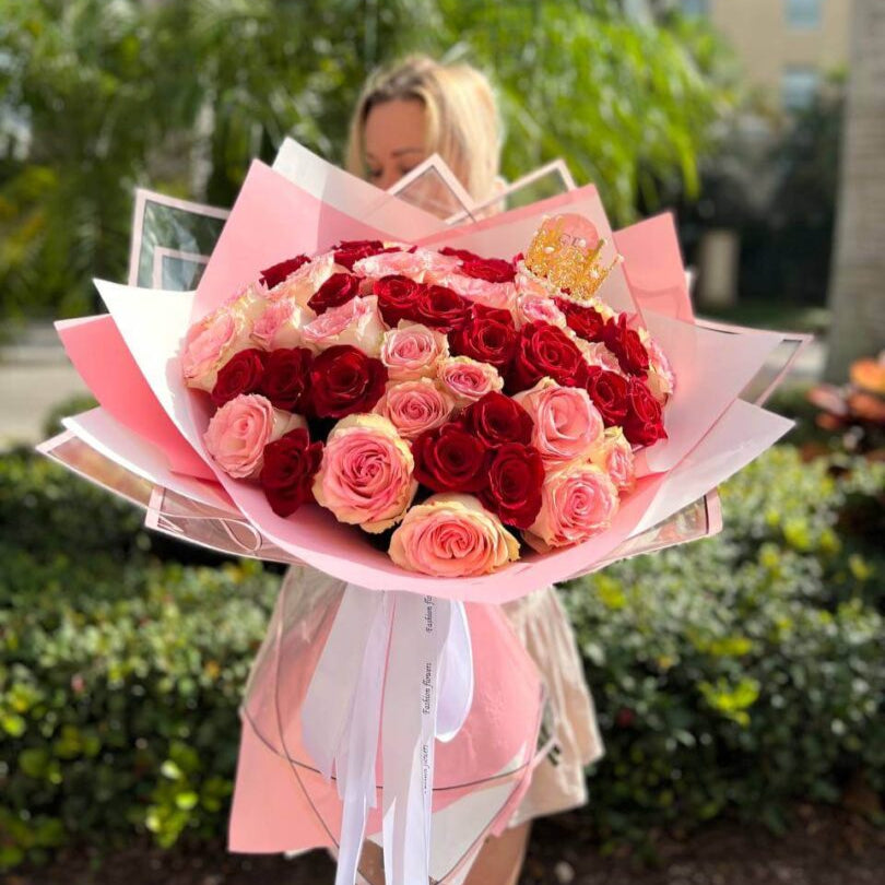 Princess Mix bouquet with small red and pink roses and crown — voluminous luxury composition Miami