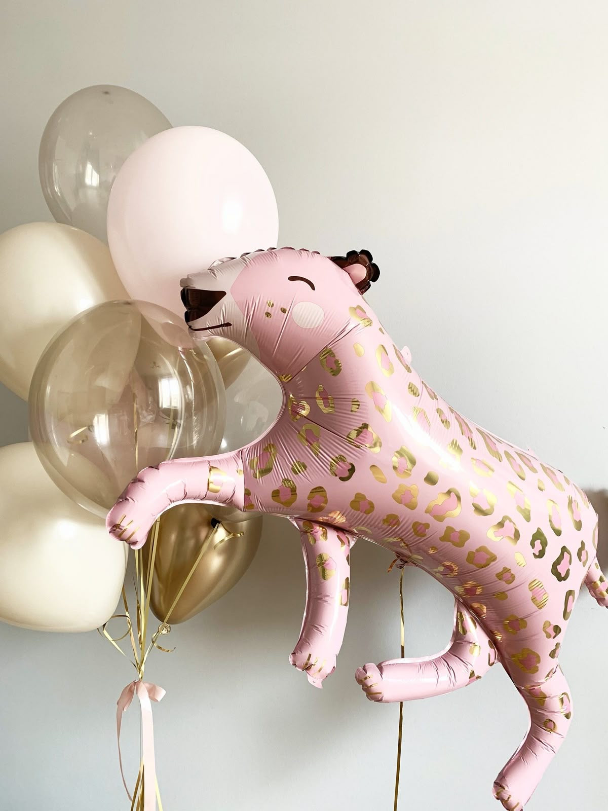 Ramo de globos de leopardo rosa – Decoración para fiesta de safari en la jungla
